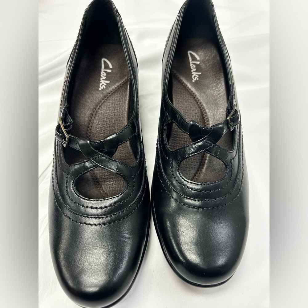 Clarks Women's Black Leather Shoes
